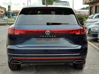 Usata VW Touareg Elegance 231 CV (169 kW) 2024 Blu SUV