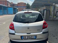 Usata Renault Clio II Rip Curl 75 CV (55 kW) 2009 Grigio Berlina