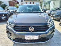 Usata VW T-Roc Advance 116 CV (85 kW) 2019 Gray SUV