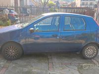Usata Fiat Punto 69 CV (50 kW) 2004 Blu Utilitaria