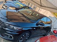 Usata Fiat Tipo Lounge 120 CV (88 kW) 2016 Nero Berlina