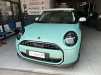Usata Mini Cooper Classic 114 kW (156 CV) 2025 Azzurro Utilitaria