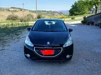 Usata Peugeot 208 68 CV (50 kW) 2013 Nero Utilitaria