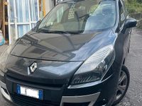 Usata Renault Scénic III XMOD 110 CV (80 kW) 2011 Grigio Monovolume
