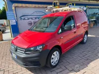Usata VW Caddy 122 CV (89 kW) 2016 Rosso Monovolume