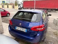 Usata Peugeot 308 Active 130 CV (95 kW) 2019 Blu Berlina