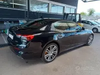 Usata Maserati Ghibli 350 CV (257 kW) 2022 Nero Berlina