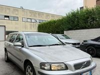 Usata Volvo V70 Summum 163 CV (119 kW) 2004 Argento Station wagon