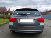 Usata BMW 318 143 CV (105 kW) 2010 Grigio Station wagon