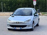 Usata Peugeot 206 67 CV (49 kW) 2006 Blu Berlina
