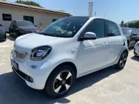 Gebraucht Smart ForFour Passion 90 PS (66 kW) 2019 Weiß Kleinwagen