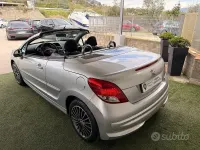Usata Peugeot 207 CC 111 CV (81 kW) 2011 Argento Cabrio