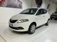 Usata Lancia Ypsilon Gold 86 CV (63 kW) 2016 Bianco Utilitaria