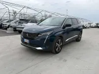 Gebraucht Peugeot 5008 Allure 131 PS (96 kW) 2022 Blau SUV
