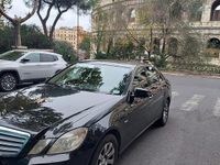 Usata Mercedes E200 136 CV (100 kW) 2010 Nero Berlina