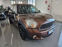 Usata Mini One Countryman Business 90 CV (66 kW) 2014 Marrone SUV