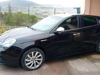 Usata Alfa Romeo Giulietta Distinctive 140 CV (102 kW) 2012 Nero Utilitaria