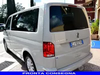 Usata VW Caravelle 150 CV (110 kW) 2022 Beige Furgone