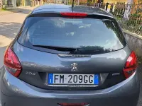 Usata Peugeot 208 Allure 82 CV (60 kW) 2017 Grigio Utilitaria