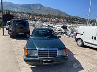 Usata Mercedes E300 1990 Verde Berlina