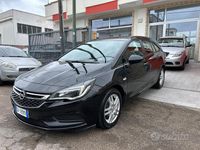 Usata Opel Astra 110 CV (80 kW) 2019 Nero Berlina
