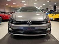 Usata VW Polo R-line 95 CV (69 kW) 2021 Gray Utilitaria