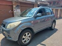 Usata Daihatsu Terios 105 CV (77 kW) 2007 Grigio SUV