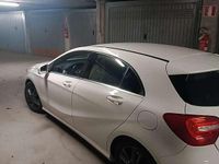 Begagnad Mercedes 180 109 HK (80 kW) 2014 Vit Sedan