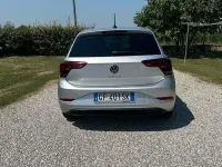 Usata VW Polo Life 95 CV (69 kW) 2021 Grigio Utilitaria