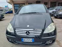Begagnad Mercedes A180 Elegance 109 HK (80 kW) 2005 Svart Sedan