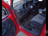 Usata Fiat Doblò 63 CV (46 kW) 2000 Rosso Monovolume