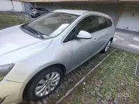 Usata Opel Astra 140 CV (102 kW) 2014 Station wagon