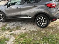 Usata Renault Captur 90 CV (66 kW) 2017 Grigio SUV