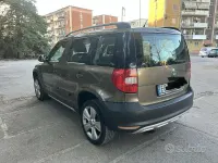 Usata Skoda Yeti 105 CV (77 kW) 2010 Marrone SUV