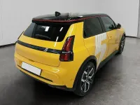 Usata Renault 5 E-Tech Iconic 109 kW (149 CV) 2024 Giallo Berlina