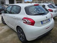 Usata Peugeot 208 Allure 82 CV (60 kW) 2014 Bianco Utilitaria