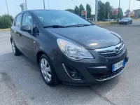 Usata Opel Corsa Cosmo 85 CV (62 kW) 2011 Nero Utilitaria