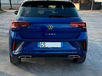 Usata VW T-Roc R-line 150 CV (110 kW) 2023 Blu SUV
