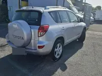 Usata Toyota RAV4 128 CV (94 kW) 2007 SUV