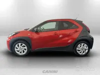 Usata Toyota Aygo X Trend 72 CV (52 kW) 2022 Rosso SUV