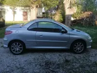 Usata Peugeot 206 CC 109 CV (80 kW) 2006 Argento Cabrio