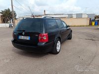 Usata VW Passat Business 131 CV (96 kW) 2002 Nero Station wagon