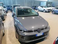 Usado VW Golf VIII Style 150 CV (110 kW) 2025 Gris Berlina