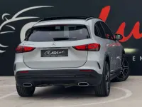 Usata Mercedes GLA200 Premium 150 CV (110 kW) 2023 Argento SUV