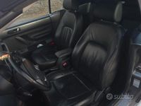 Usata VW New Beetle 150 CV (110 kW) 2006 Grigio Utilitaria