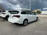 Usata Fiat Tipo Business 131 CV (96 kW) 2021 Bianco Station wagon