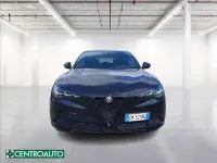 Usata Alfa Romeo Stelvio Veloce 209 CV (153 kW) 2023 Nero metallizzato SUV