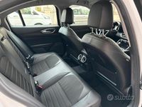 Usata Alfa Romeo Giulia Executive 160 CV (117 kW) 2019 Bianco Berlina