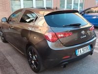Usata Alfa Romeo Giulietta Quadrifoglio 328 CV (241 kW) 2015 Grigio Utilitaria