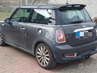 Usata Mini Cooper S 184 CV (135 kW) 2010 Grigio Utilitaria